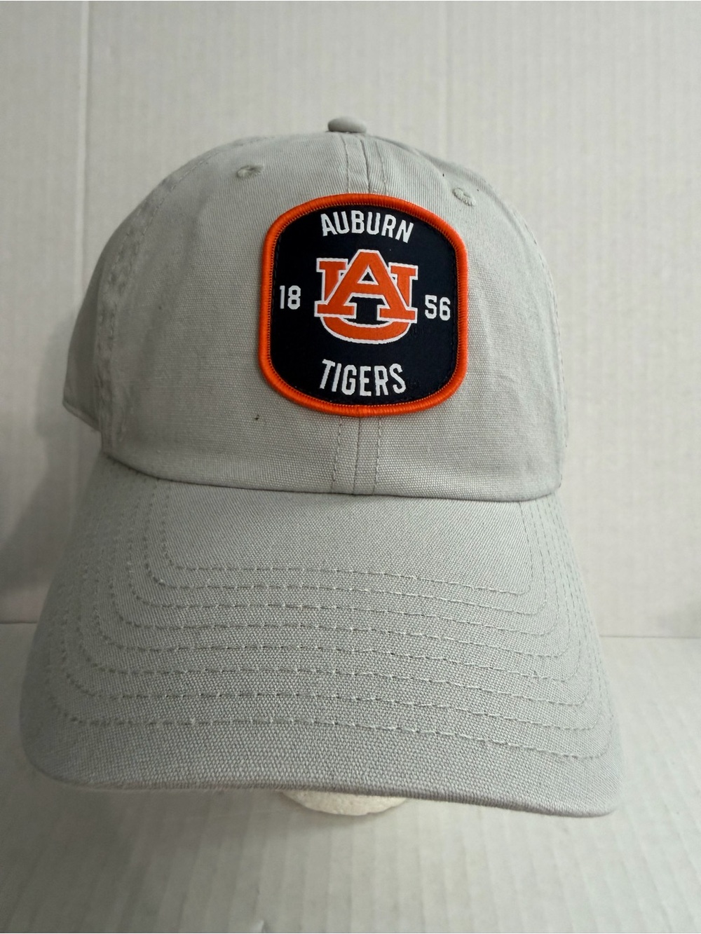 Captivating Women’s Auburn Tigers Baseball Cap